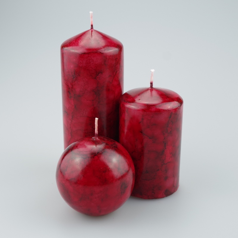 Maroon coloured Pillar candle set of 3